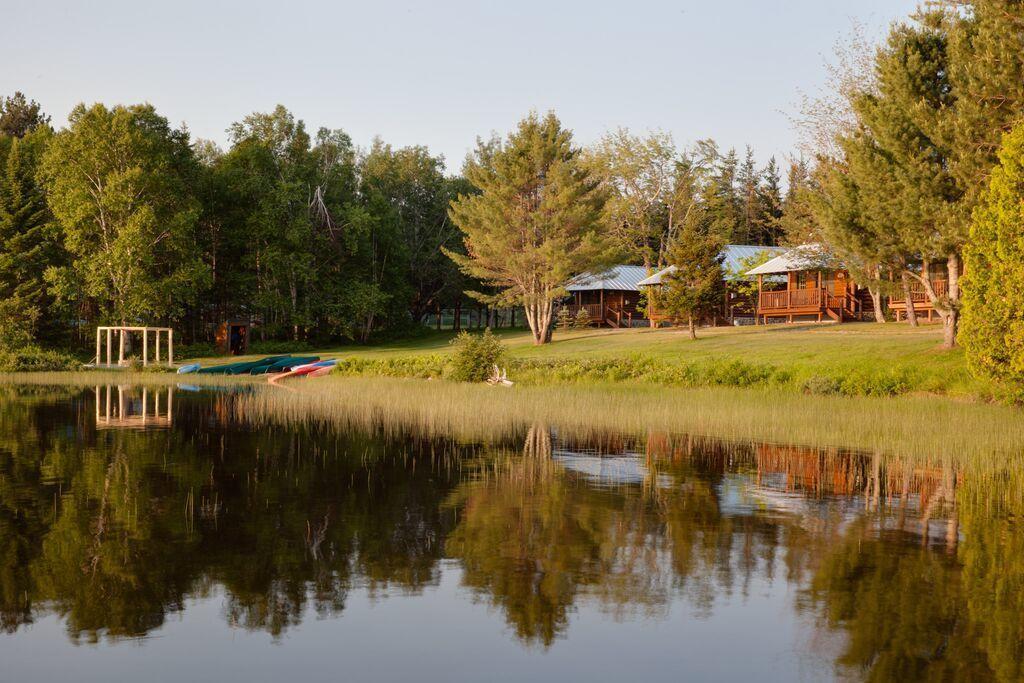 Lake Parlin Lodge & Cabins West Forks Экстерьер фото