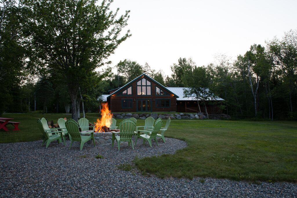 Lake Parlin Lodge & Cabins West Forks Экстерьер фото