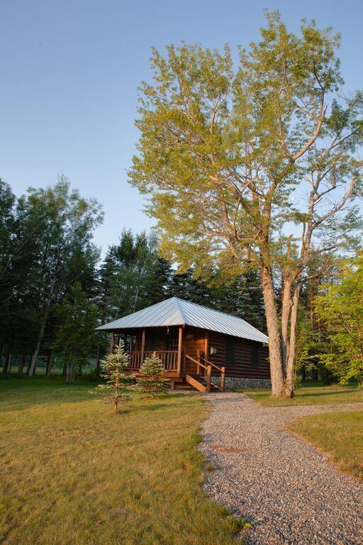 Lake Parlin Lodge & Cabins West Forks Номер фото