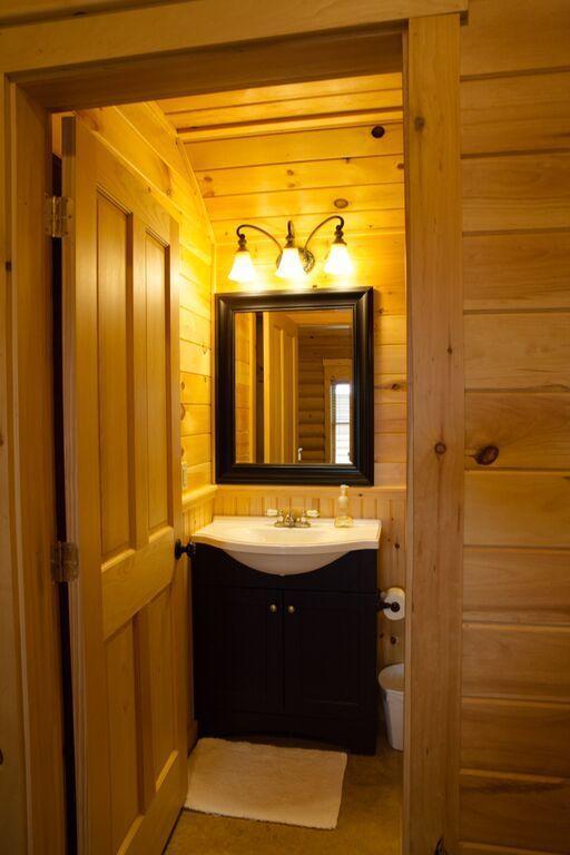 Lake Parlin Lodge & Cabins West Forks Номер фото
